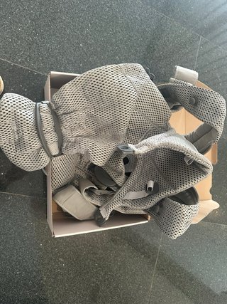 Mochila Portabebés BabyBjörn Move Gris