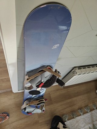 Tabla Snowboard Crazy Creek con funda