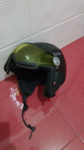Casco Bolle con visor