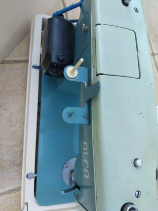 Máquina de coser Alfa Automátic vintage