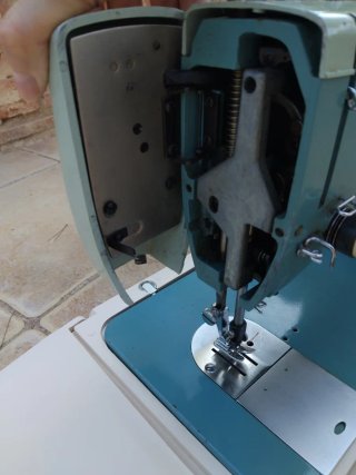 Máquina de coser Alfa Automátic vintage
