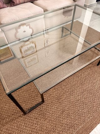 Mesa de centro cristal y metal.