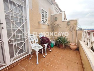 Casa adosada en venta en La Siesta - El Salado - Torreta en Torrevieja