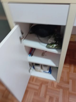 Escritorio blanco