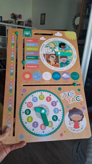 Calendario y Reloj Infantil Madera