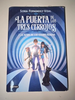 La puerta de los tres cerrojos