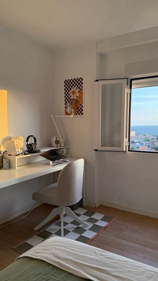 Escritorio y Silla Beige/Blanco