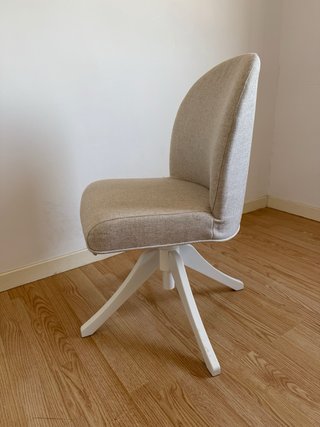 Escritorio y Silla Beige/Blanco