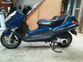 Piaggio X8 Premium 125