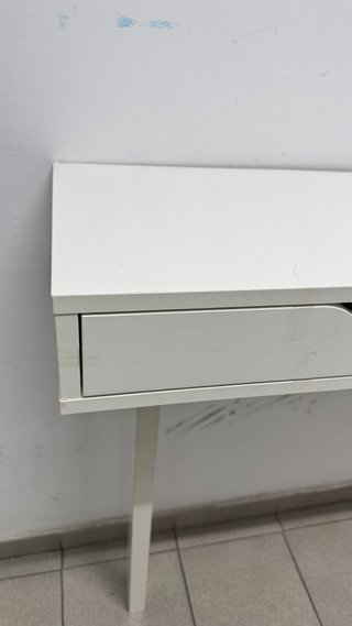 Consola Ikea 2 cajones + 2 patas