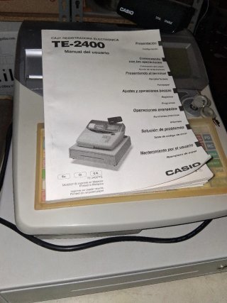 Máquina registradora casio TE2400