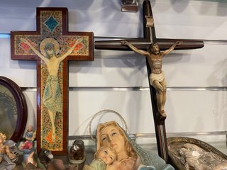Figuras religiosas varias