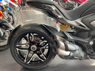 Ducati XDIAVEL V4 Negra