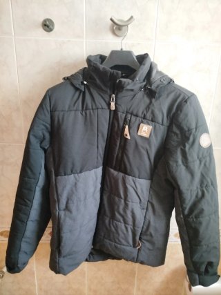Anorak chico negro y gris