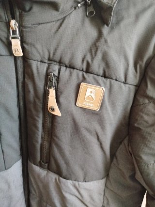 Anorak chico negro y gris