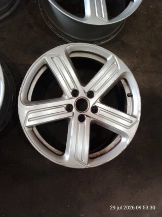Llantas Volkswagen Golf 7R 18 pulgadas.