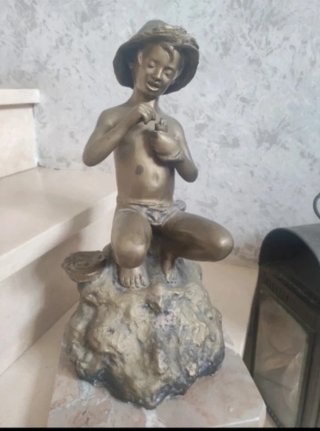 Statuetta bambino pescatore in bronzo