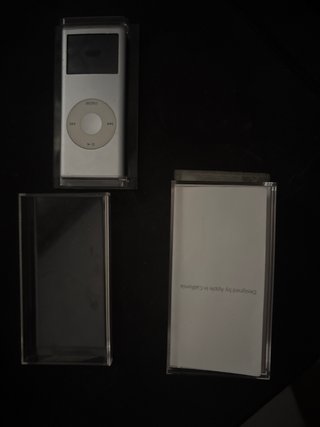 iPod Nano 2GB Plata LEER