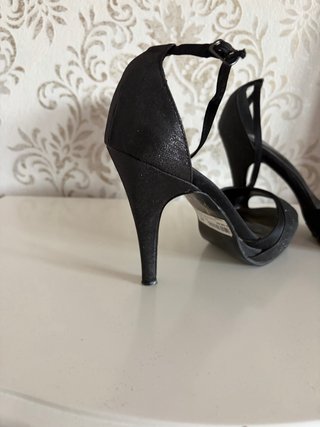 Zapatos de fiesta negros