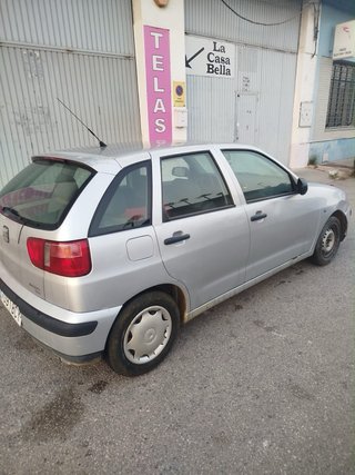 SEAT Ibiza 2004