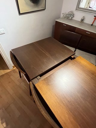 Conjunto Mesa de comedor de madera con 4 sillas