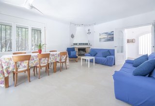Villa con piscina privada y barbacoa!
