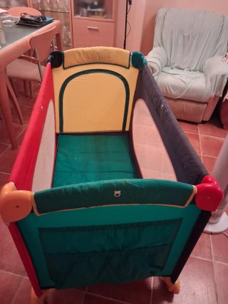 Minicuna de viaje plegable