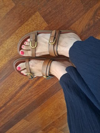 Sandalias de piel Zara marrones