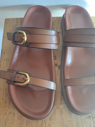 Sandalias de piel Zara marrones