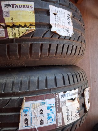 235/45  17 97Y Neumáticos Nuevos