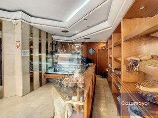 Local comercial en alquiler en Ensanche - Diputación en Alicante