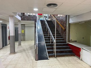 Local comercial en alquiler en Ensanche - Diputación en Alicante