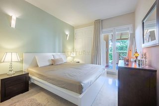 Piso en alquiler en Elviria en Marbella