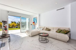 Piso en venta en Los Naranjos - Las Brisas en Marbella