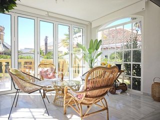 Casa adosada en alquiler en Paraíso - Atalaya- Benamara en Estepona