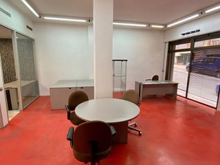 Local comercial en alquiler en El Poble Sec - Parc de Montjuïc en Barcelona