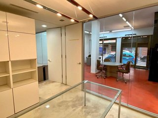 Local comercial en alquiler en El Poble Sec - Parc de Montjuïc en Barcelona