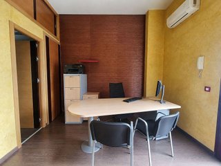 Local comercial en alquiler en Parque Lisboa - La Paz en Alcorcón