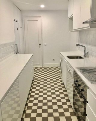 Piso en alquiler en Almagro en Madrid