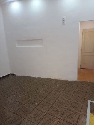 Local comercial en alquiler en Nou Moles en Valencia
