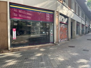 Local comercial en alquiler en El Poble Sec - Parc de Montjuïc en Barcelona