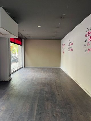 Local comercial en alquiler en El Poble Sec - Parc de Montjuïc en Barcelona
