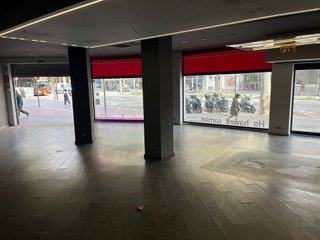 Local comercial en alquiler en El Poble Sec - Parc de Montjuïc en Barcelona
