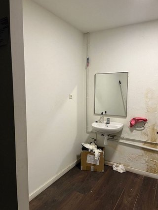 Local comercial en alquiler en El Poble Sec - Parc de Montjuïc en Barcelona