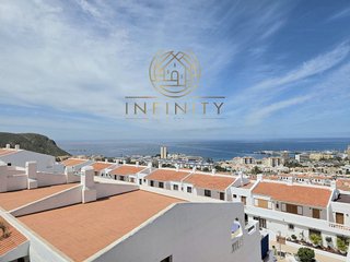 Ático en venta en Los Cristianos - Playa de las Américas en Arona