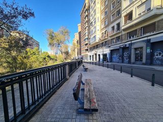 Local comercial en alquiler en Ruiseñores en Zaragoza