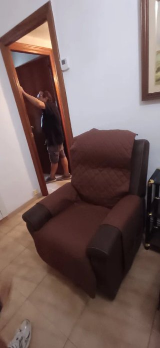 Por mudanza se vende todo el lote de un piso