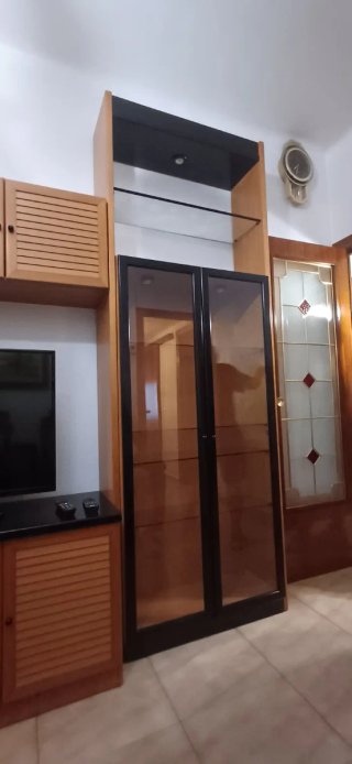 Por mudanza se vende todo el lote de un piso