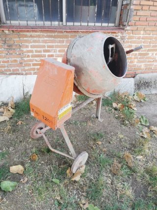 Hormigonera Eléctrica AL-KO TOP 1201
