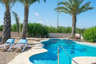 Chalet en venta en Urbanizaciones en Guardamar del Segura